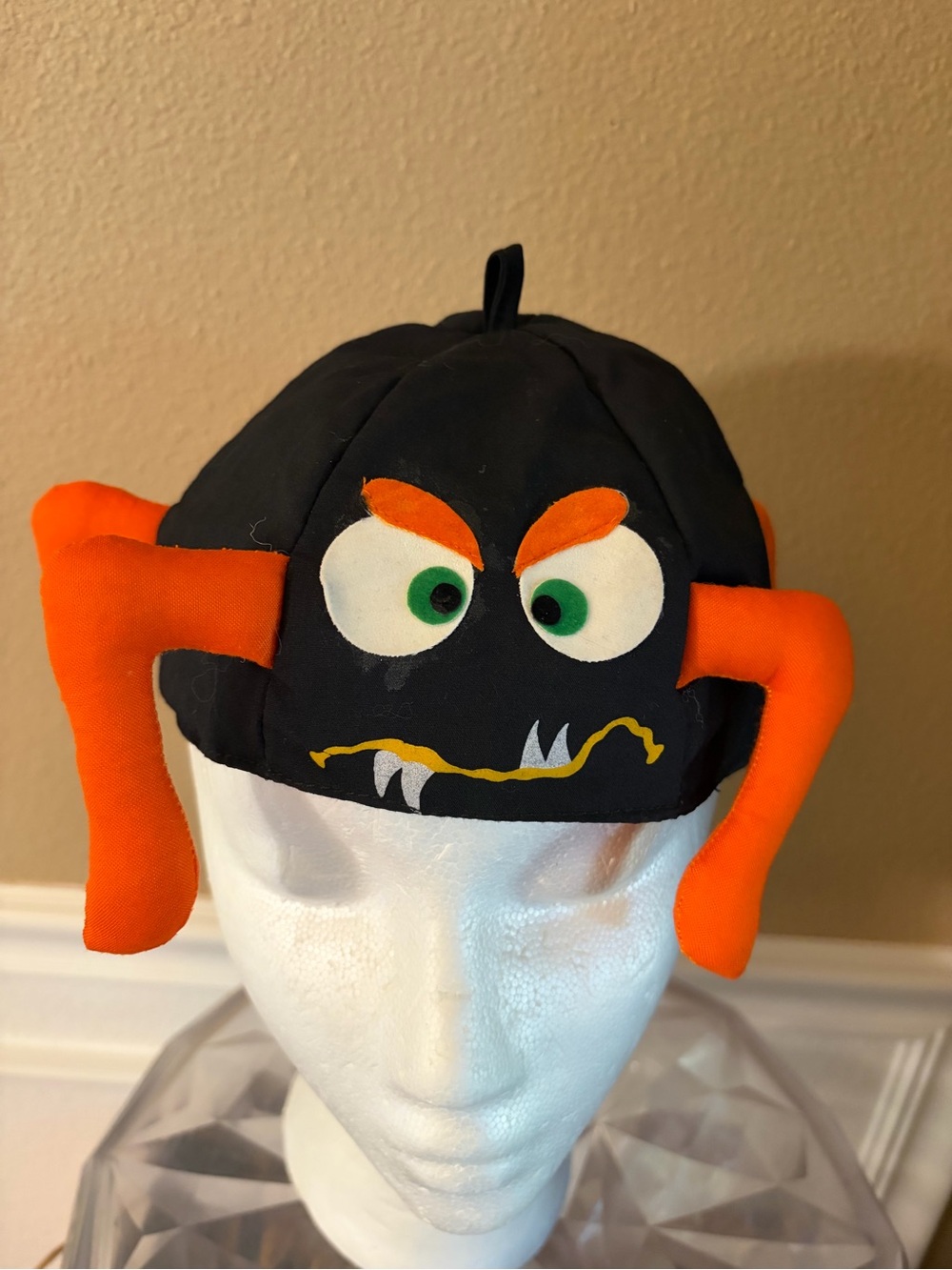 Russ Vintage Spider Halloween Beanie Hat CUTE!